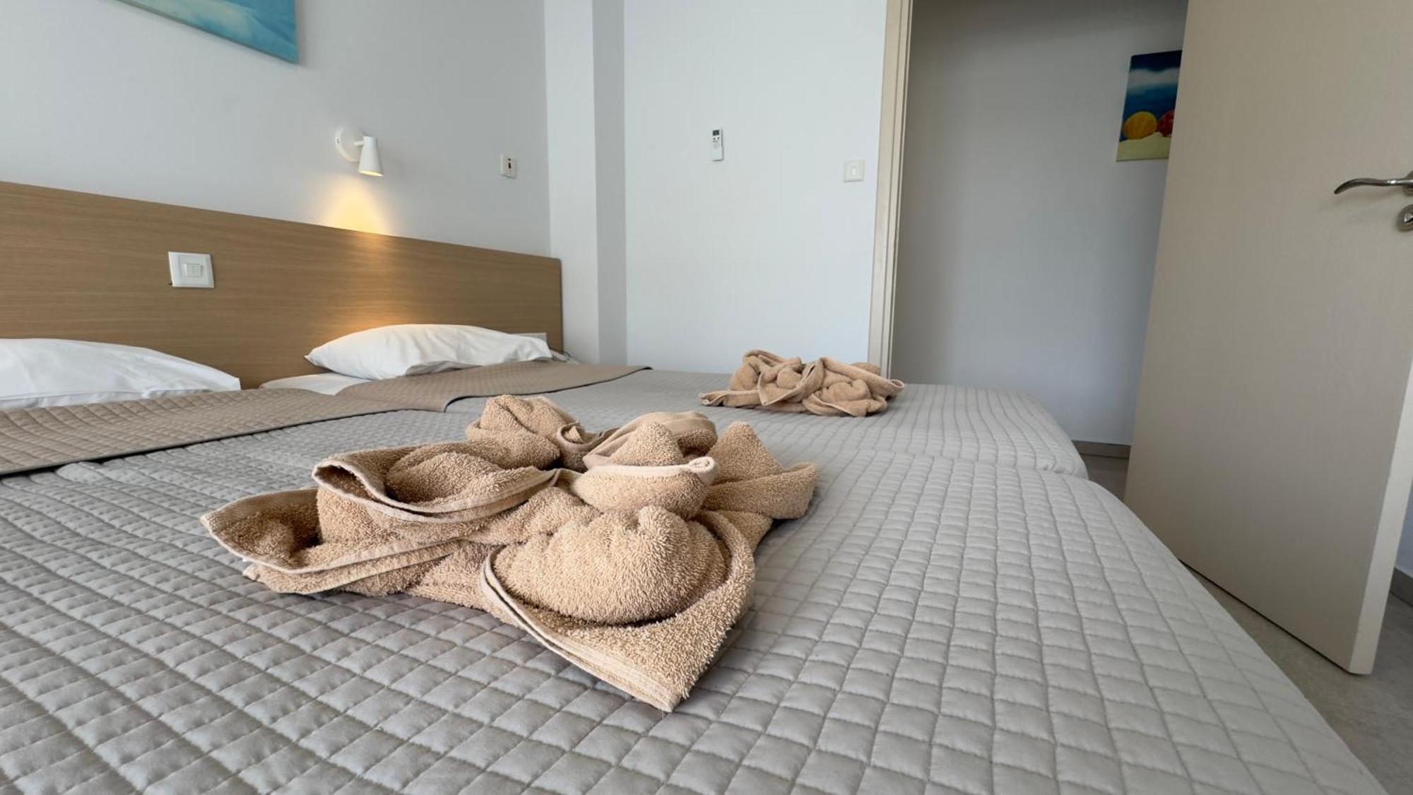 Christabelle Hotel Apartments Aya Napa Dış mekan fotoğraf